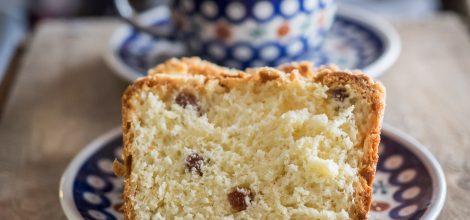 Jak upiec ciasto drożdżowe